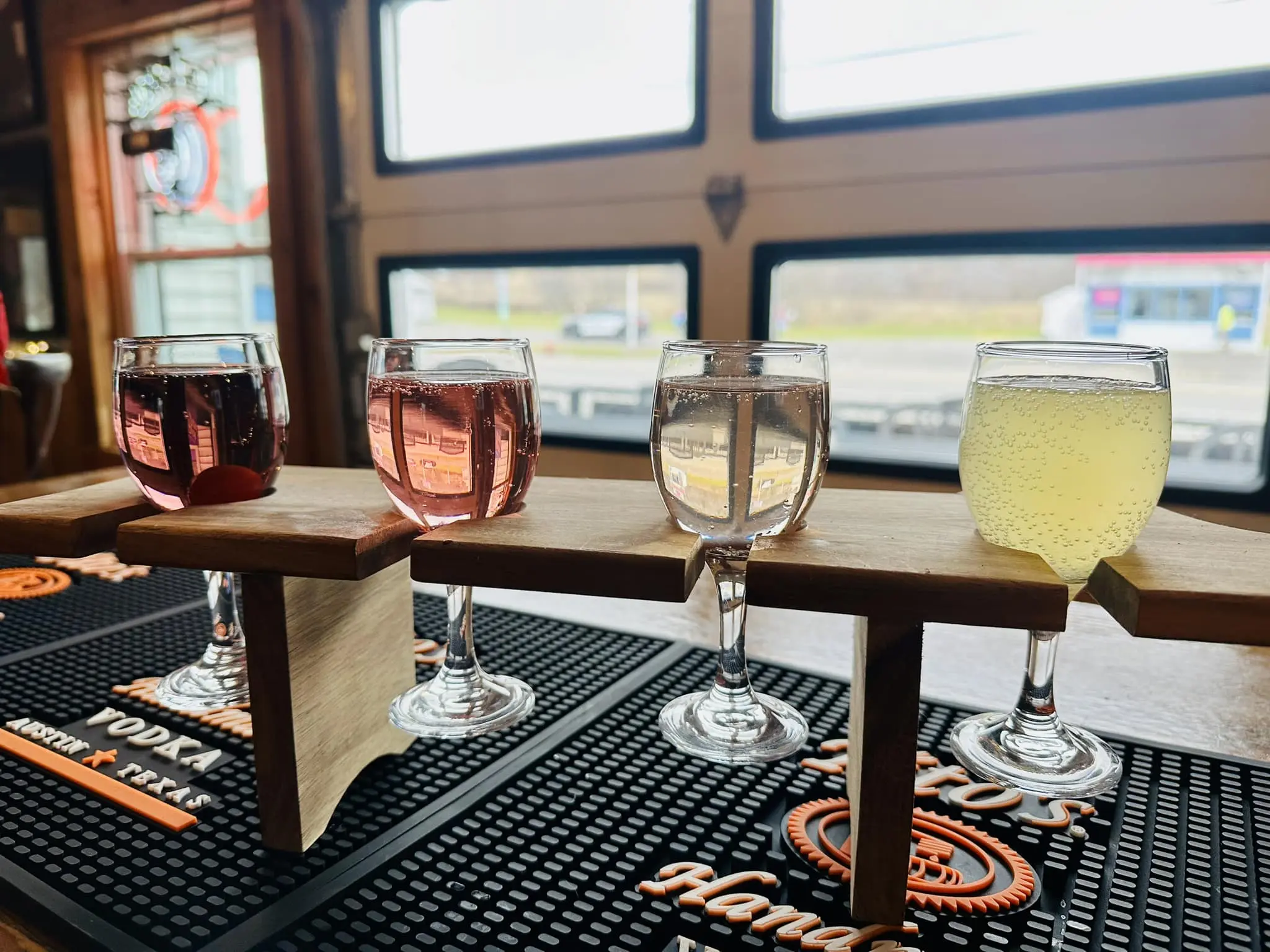 mimosa flight