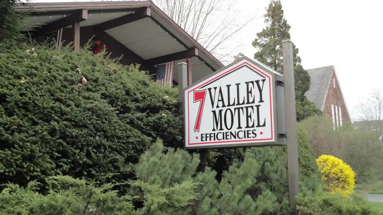 Seven Valley Motel